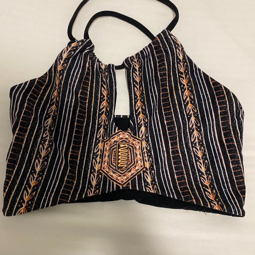 Wolven Zephyr keyhole top XS